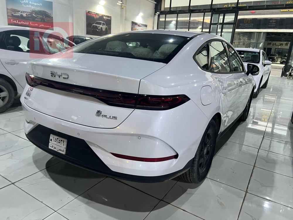 بي واي دي Qin Plus